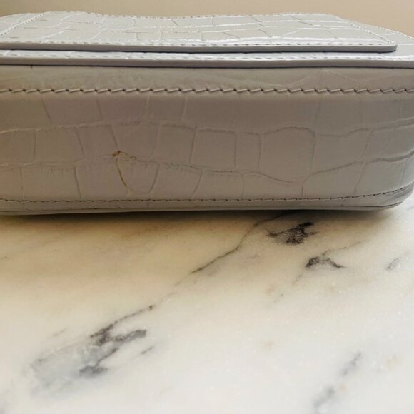 Marc Jacobs Light Gray Crossbody Bag - Picture 2 of 6